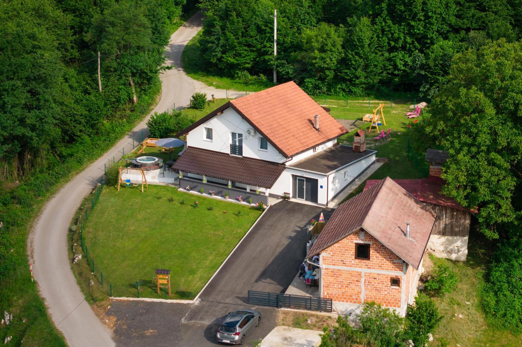 Apartman Rita Slunj Exteriör bild